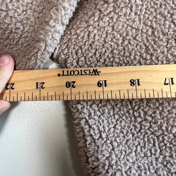 Abercrombie Kids Sherpa Fleece Camel Zip up Sweater Jacket Sz 13/14 - Picture 7 of 8